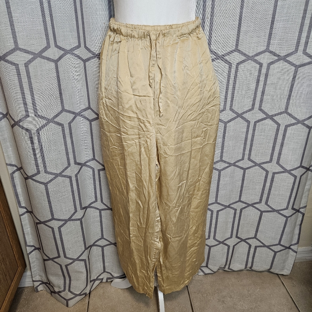 Real Clothes loose-fit silk pants with elastic waist size M gold